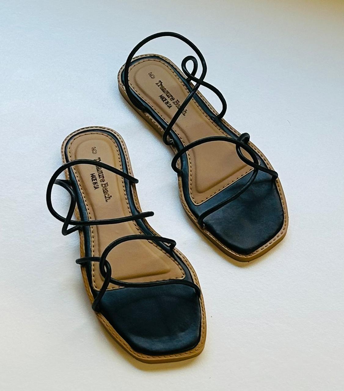 THE LYLA - Black