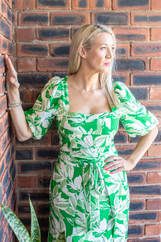 TOP - GREEN AND WHITE FLORAL