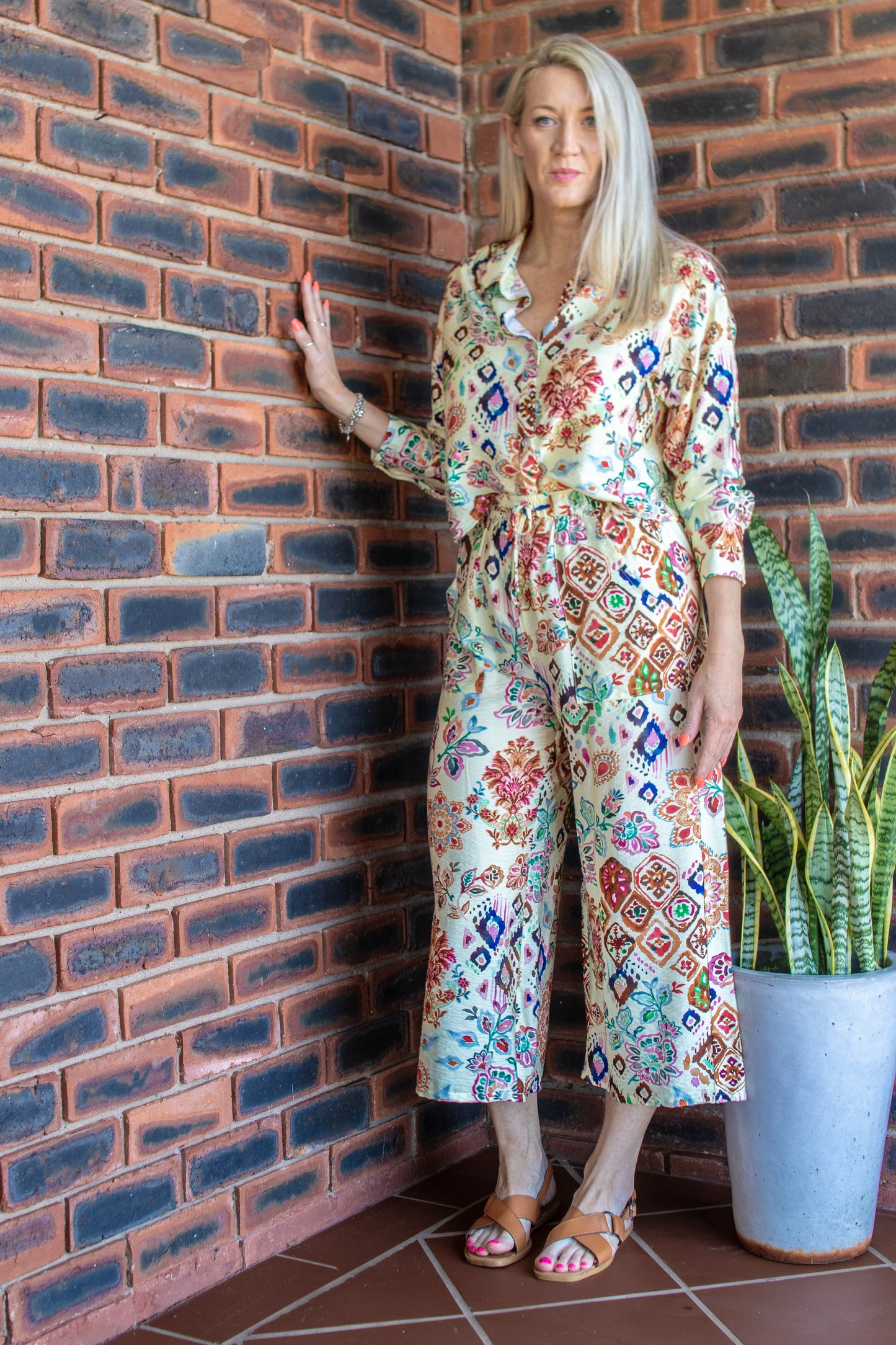 BUTTON UP BLOUSE - BOHO FLORAL