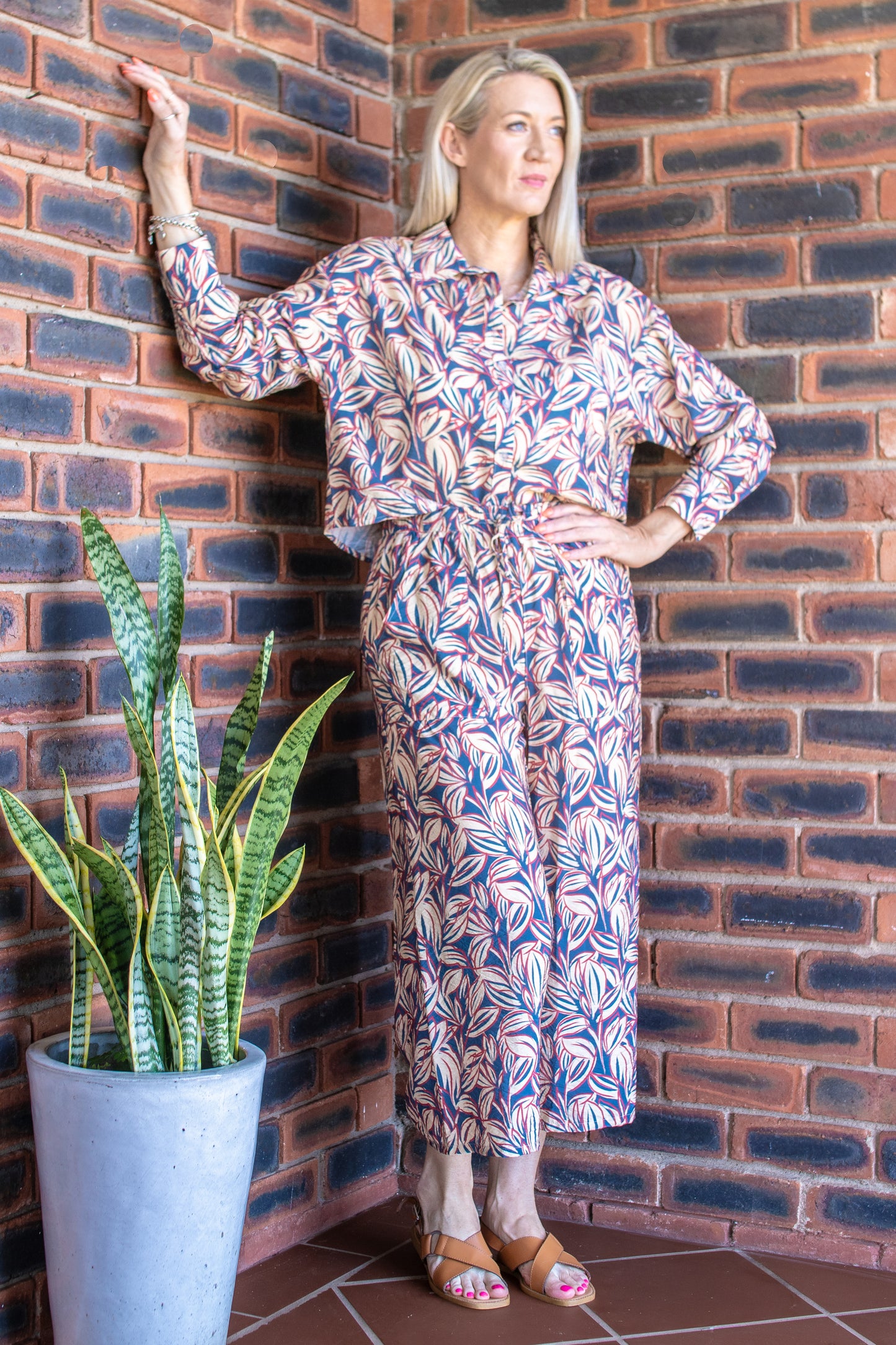 BUTTON UP BLOUSE - NAVY & RED BOTANICAL
