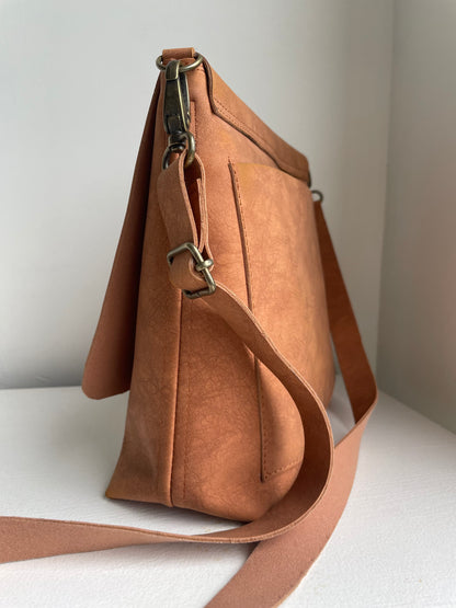 THE EVERYDAY SLING